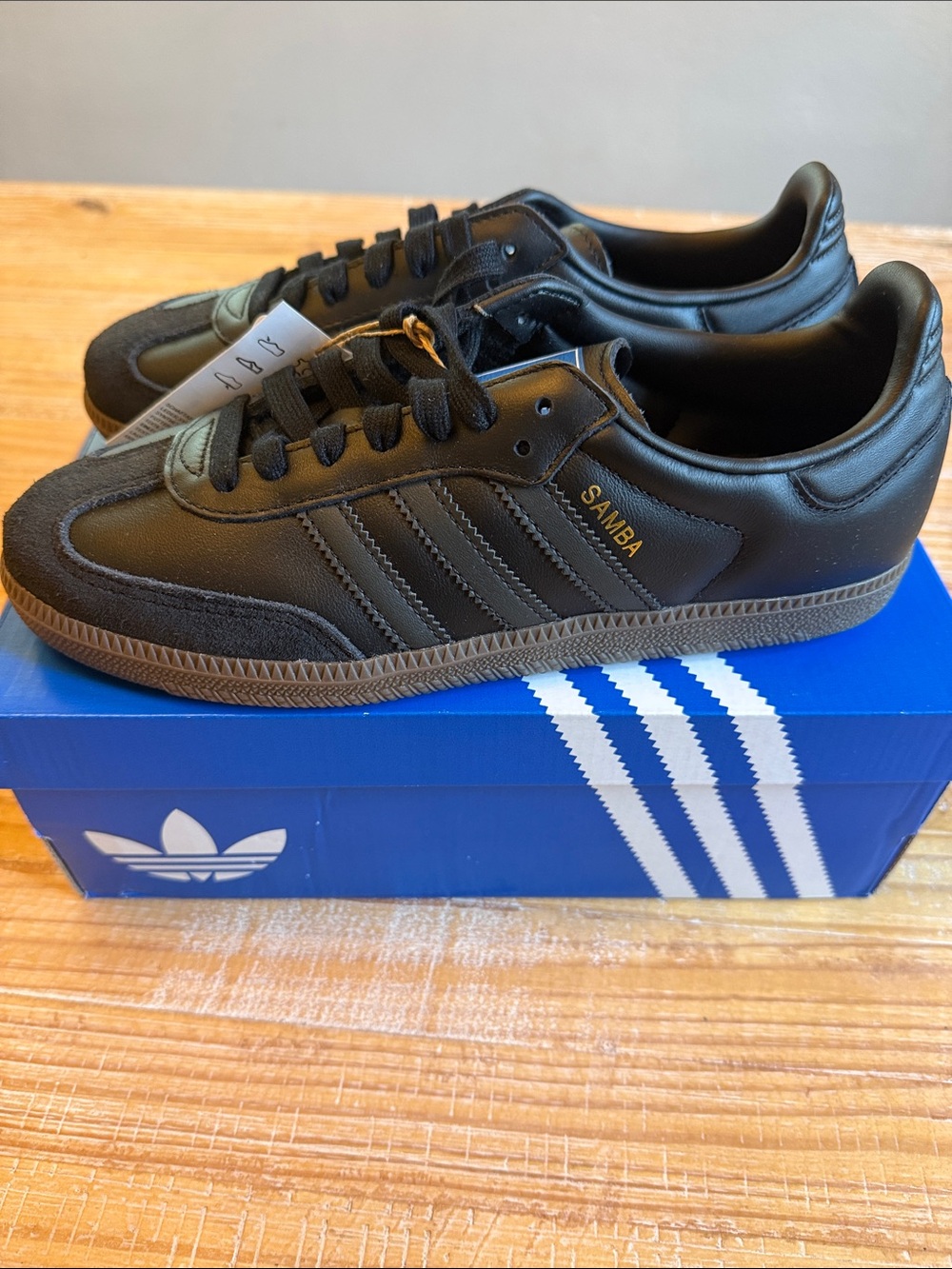 adidas Samba Classic Black with Gum Sole Men’s 6.5 Women’s 7.5 - Picture 4 of 7